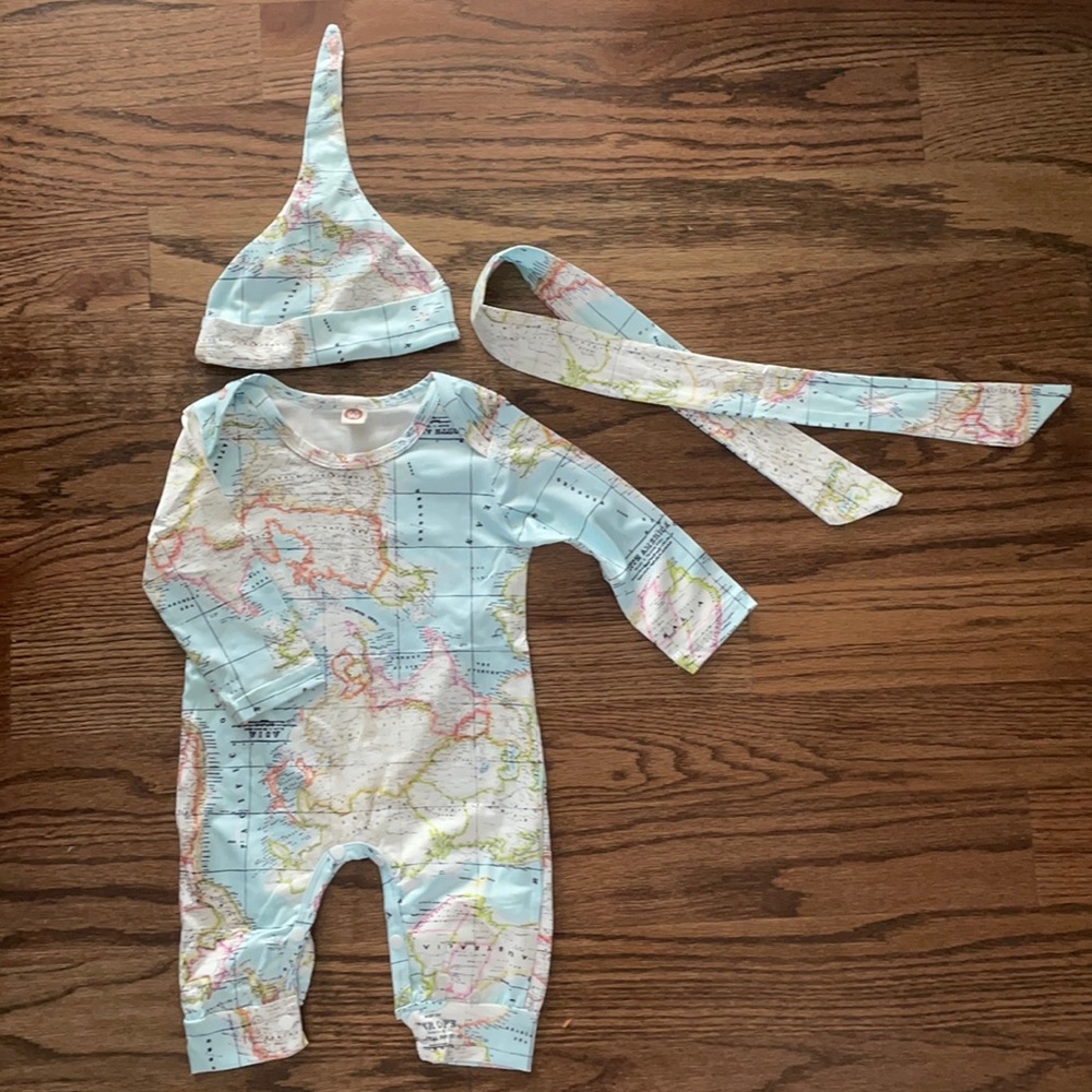 Never worn 3 piece onesie set